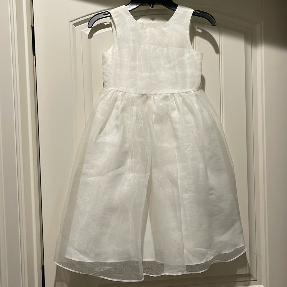 Pretty satin off white dress